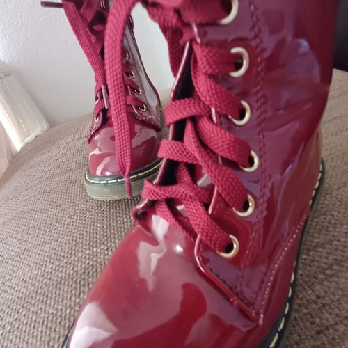 Mix Mind patent leather boots used, size 26, red for girls