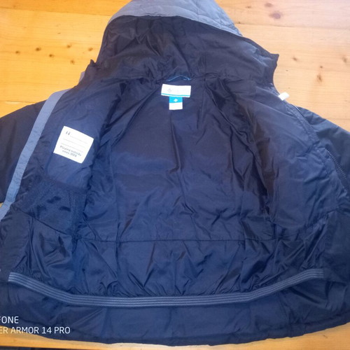 Columbia winter jacket for boys like new, size S 128cm