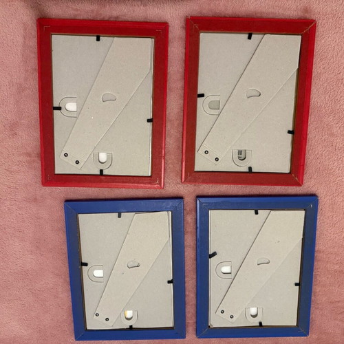 Small IKEA frames like new, set of 4, red and blue