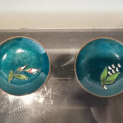 Cloisonné type plates set used, two pieces, brass with enamel