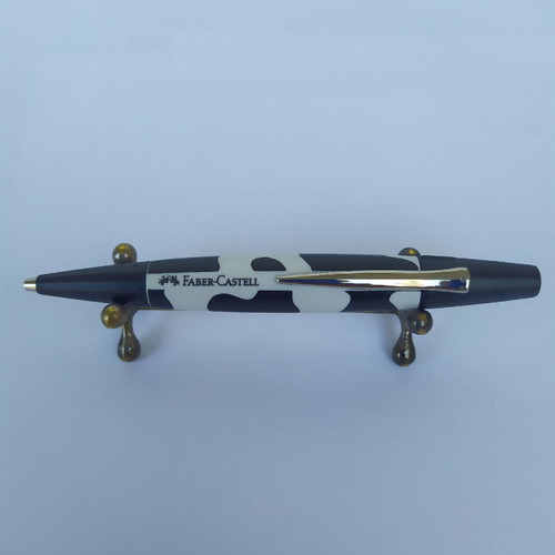 Faber Castell e-motion pen used with unique design