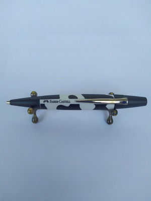 Faber Castell e-motion pen used with unique design