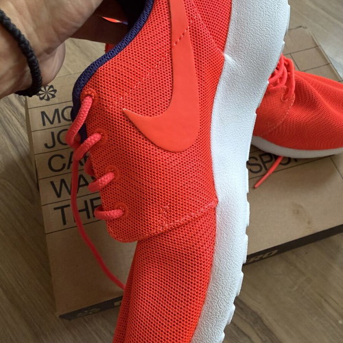 Nike Roshe Run sneakers new, size 38.5, multicolor