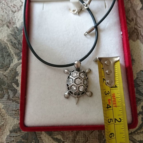 Turtle pendant like new, silver with stones
