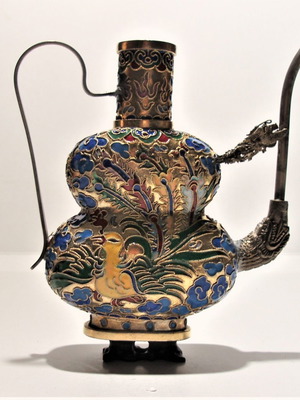 Asian art bath container used with colorful enamel