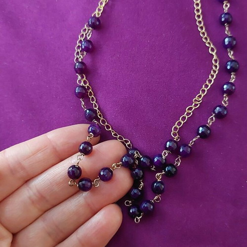 Necklace with purple crystal stones like new, about 39cm