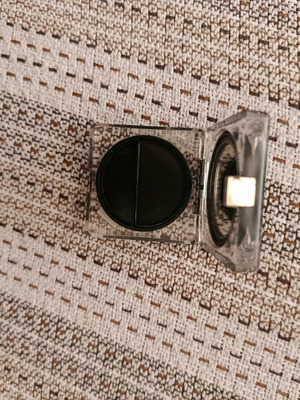 Estee Lauder single black eyeshadow new