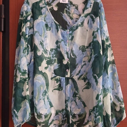 Sisley semi-transparent shirt like new