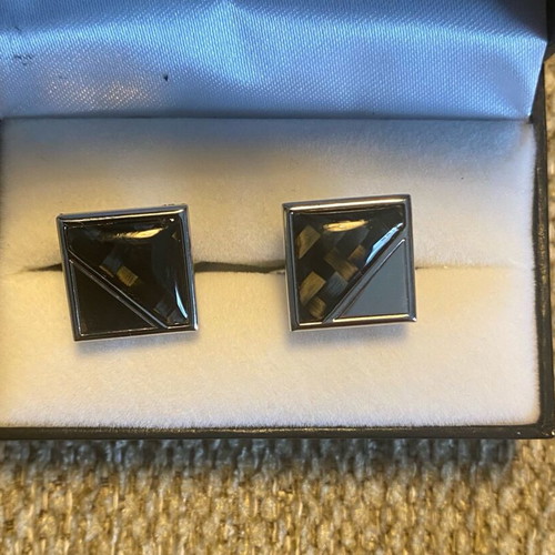 Tie rack cufflinks used, black