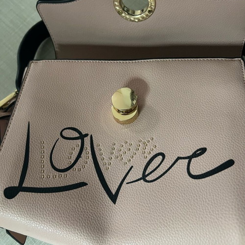 Lovely Italian shoulder bag new, soft pink and black