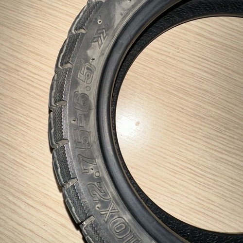 Kukirin G2 tire used with hole