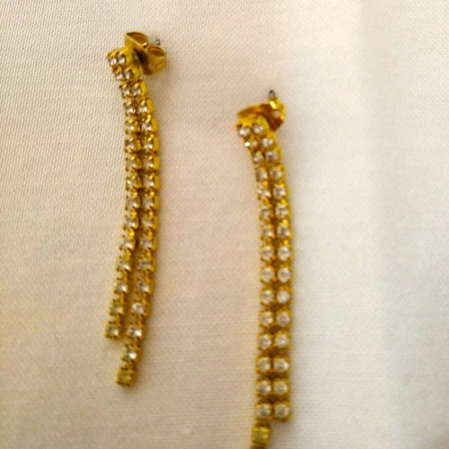 Elegant earrings with rhinestones, like new, gold tone