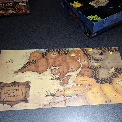 Risk Lord of the Rings Expansion Set Gondor and Mordor like new