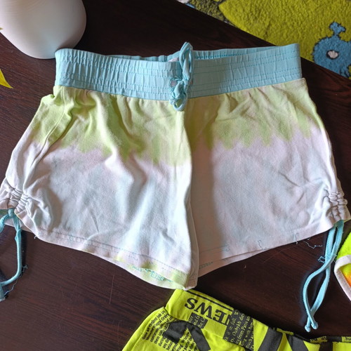 Girls' sports shorts used, size 8, pack of 3