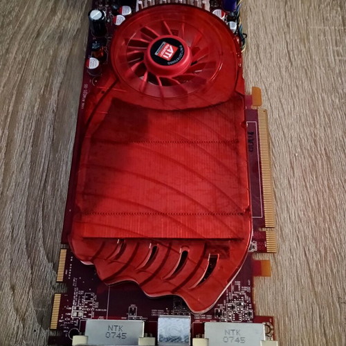 ATI Radeon HD 3850 Graphics Card like new, fully functional