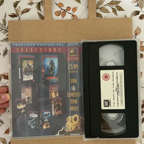 The War Of The Roses videocassette like new