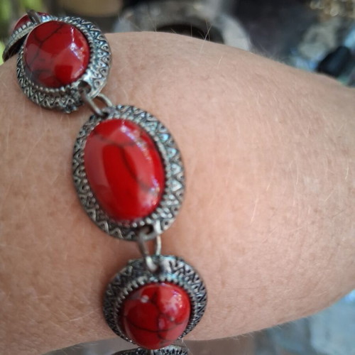 Boho bracelet with red oval stones, Vintage Atelier