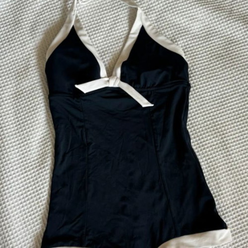 Seafolly one-piece swimsuit new, size 38