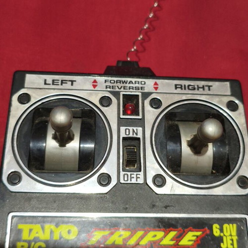 RC Dragoon V2, Taiyo Triple Wheels, Syma 3 used non-working controllers