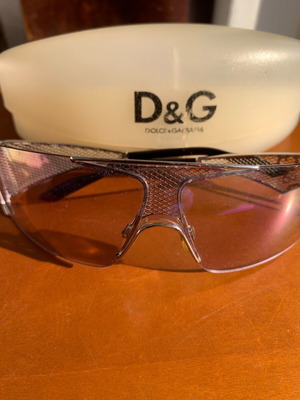 Dolce & Gabbana 2138 sunglasses like new, silver metal frame