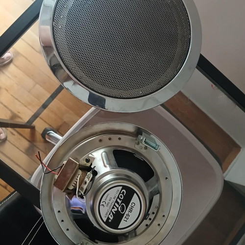 Subwoofer speakers like new
