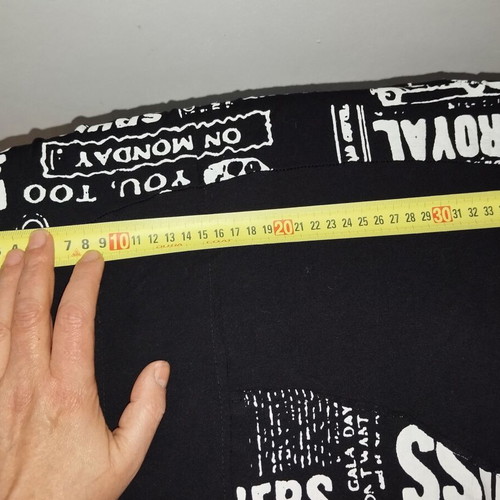 Maxi dress newspaper print like new, Easy, black and white