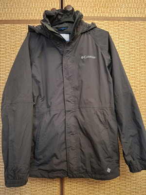 Columbia original jacket like new, gray