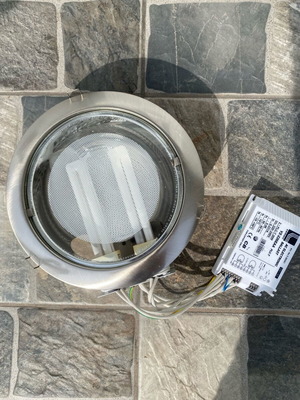 PL recessed ceiling lights pack of 24, like new