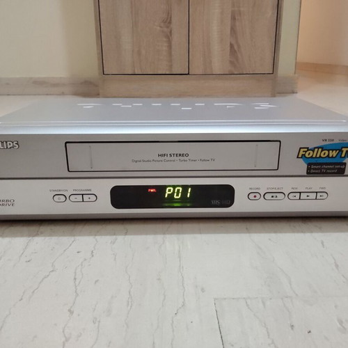 Philips VR 550 VHS VCR Video Player Recorder for repair