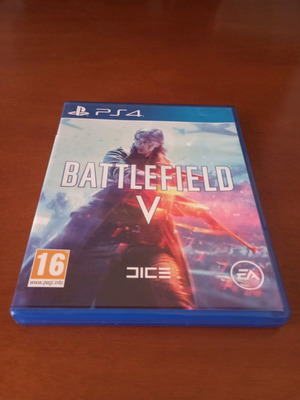 Battlefield V PS4 like new, physical disc