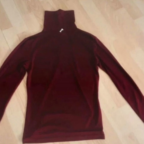 Bubblegun burgundy blouse