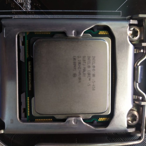 Asus P7P55D motherboard with i5 650, 8GB RAM, Intel cooler and i3 550