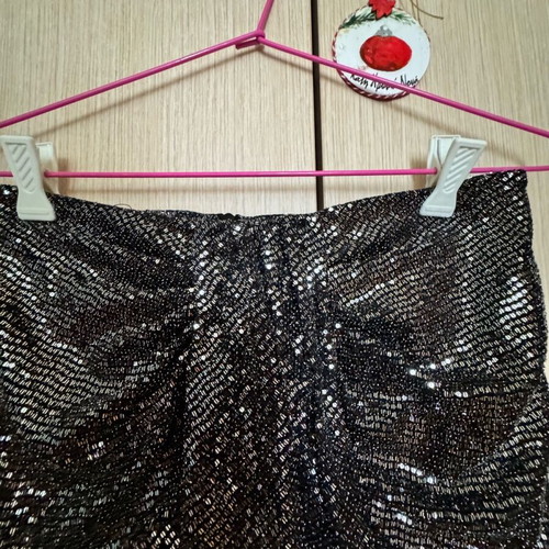 Zara skirt short like new, black with silver metallic details