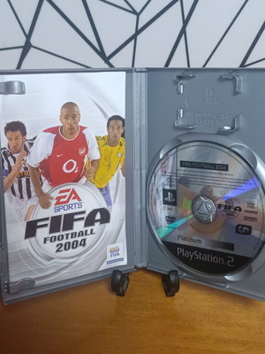 FIFA 2004 παιχνίδι PlayStation 2 μεταχειρισμένο, Platinum έκδοση