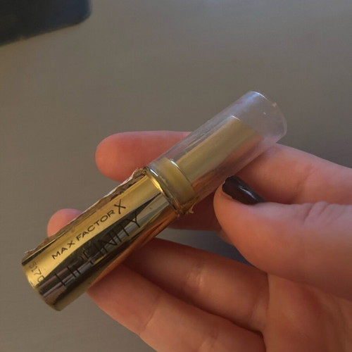 Max Factor red lipstick used