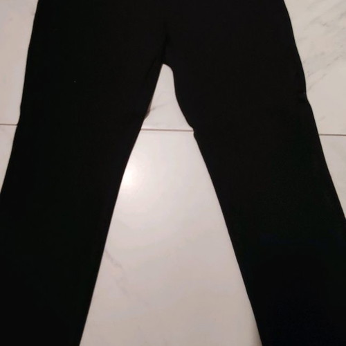 Benetton black pants used, size 46 with zipper