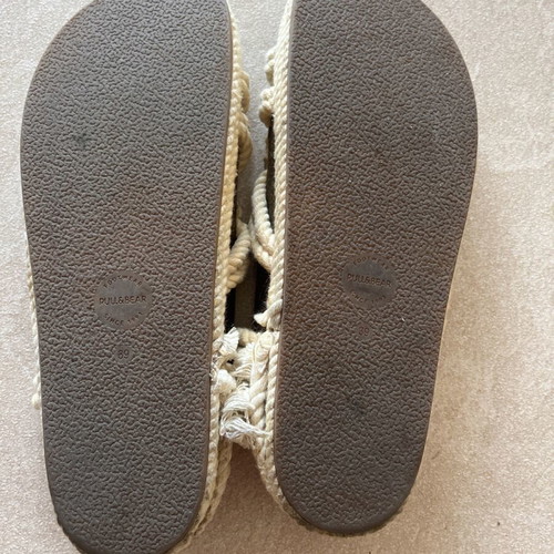 Pull & Bear sandal with thick rope, like new, size 39