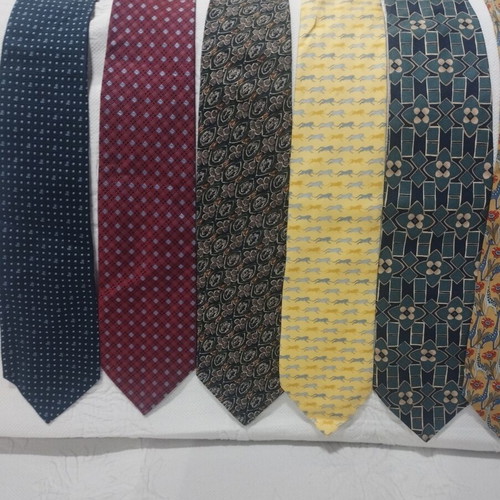 Branded men's ties pack of 8 used, 100% silk