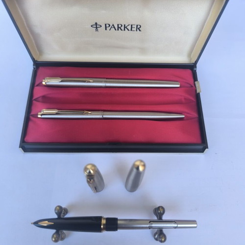 Parker 61 Flighter pen set made in England, stainless steel
