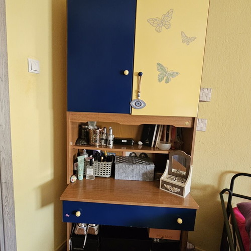 Complete children's bedroom furniture set used, blue and yellow tones