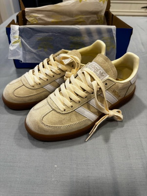 Adidas Handball Spezial αθλητικά καινούργια μπεζ νούμερο 38