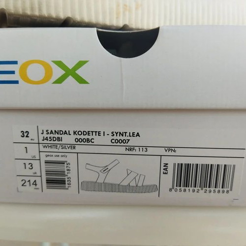 Geox girls' sandals size 32 like new, white and silver