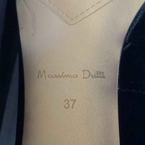 Massimo Dutti ballerinas new, size 37, black velvet with pearl heel