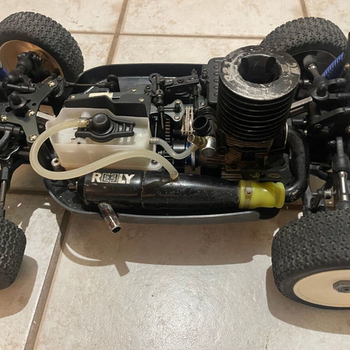 Nitro RC Remote Control Car CEN Matrix C-1 like new, gasoline engine
