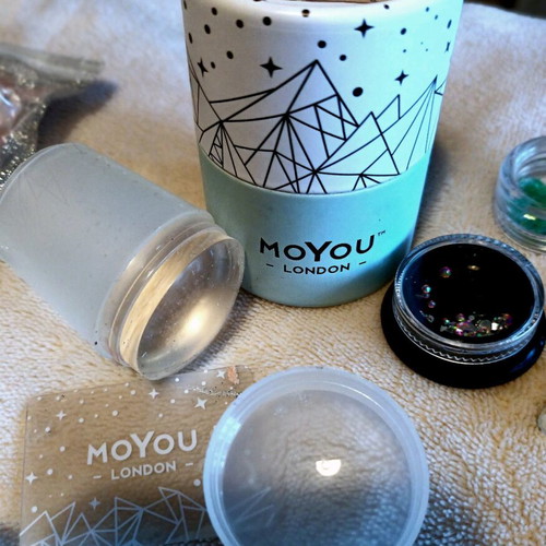 Nails art set like new with crystal clear stamper, plates and accessories