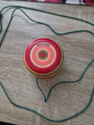 Handmade vintage yo-yo from Crete