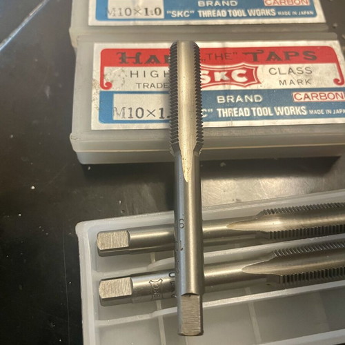 Hand taps SKC 10mm set made in Japan, new
