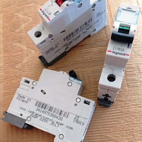 Legrand TX3 1P C25A 6kA Rail Circuit Breaker Set of 3