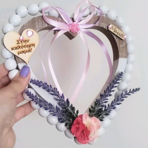 Wooden hanging decorative heart for mom new