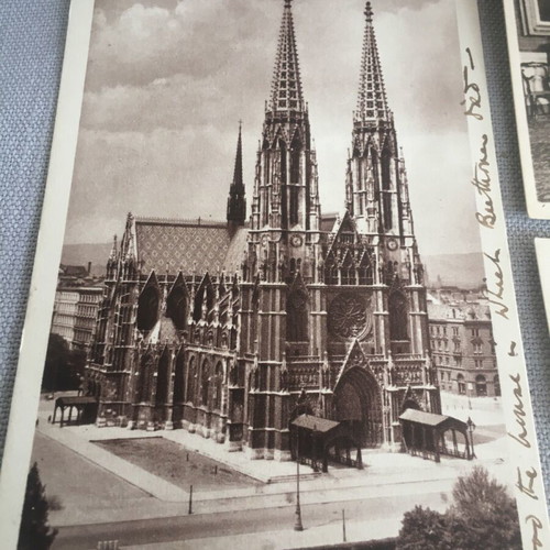 Post cards like new, pack of 4 old
